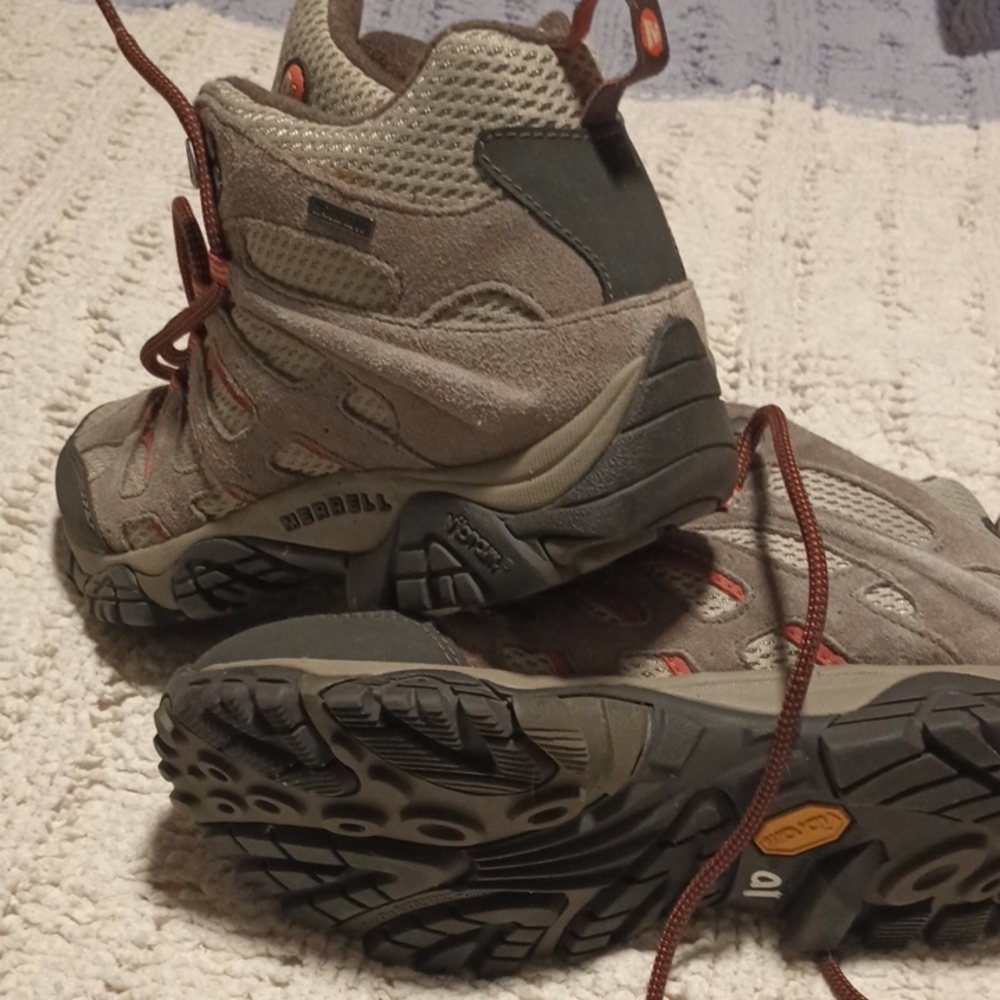 Merrell Men's Hiking Boots in Gray and Brown